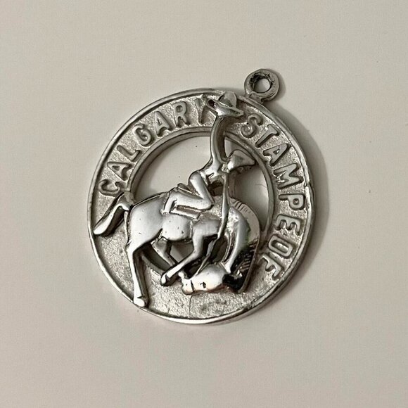 Vtg Calgary Stampede Sterling Silver Charm Bucking Bronc Riding No Loop - Picture 11 of 13